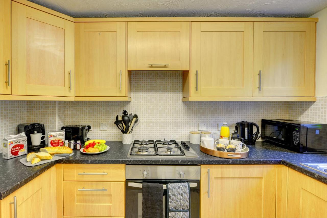 Modern 2 Bed House Sleeps 6 Southam Town Centre - Inspire Homes Ltd Eksteriør billede
